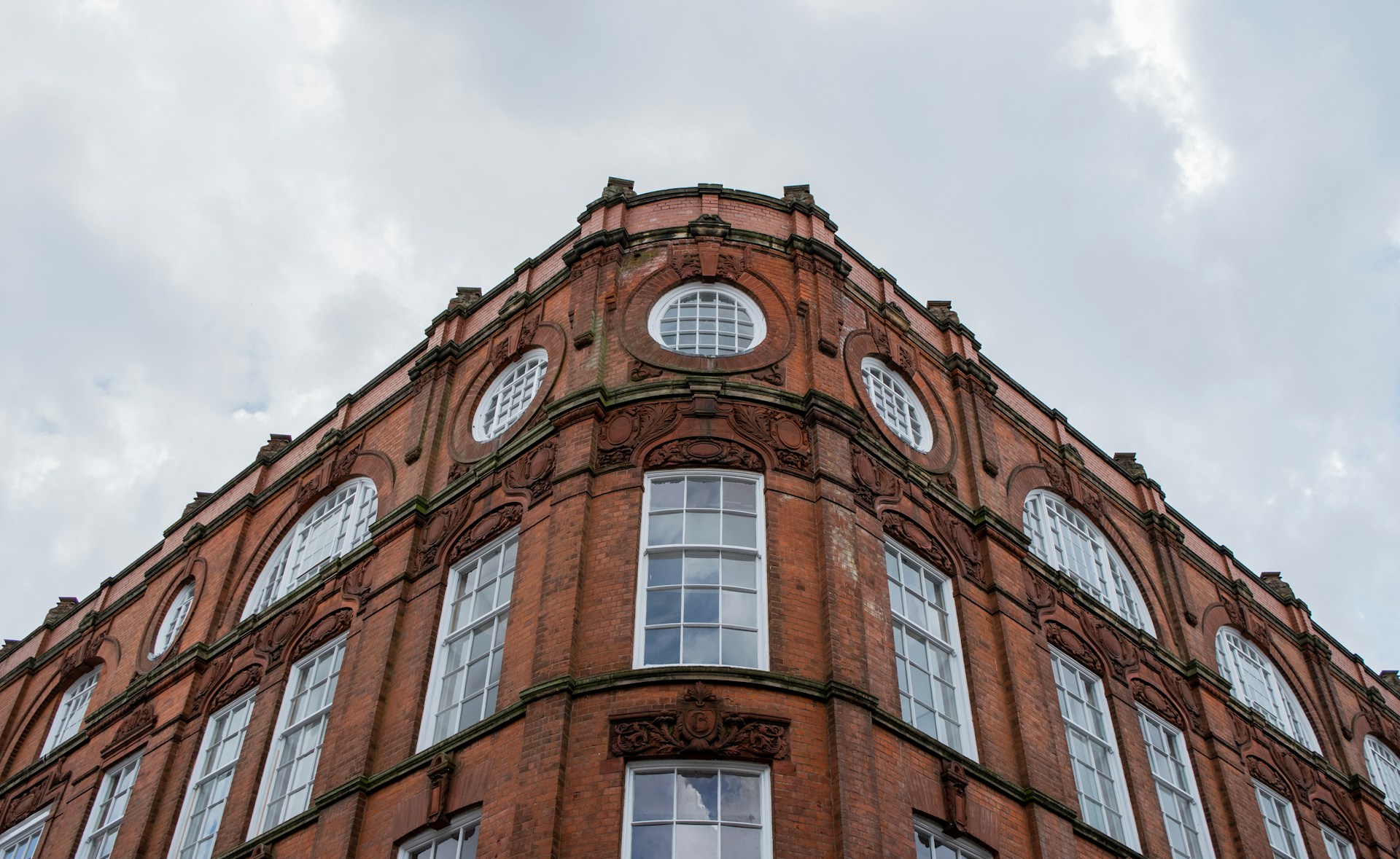 an image of a building in leicester